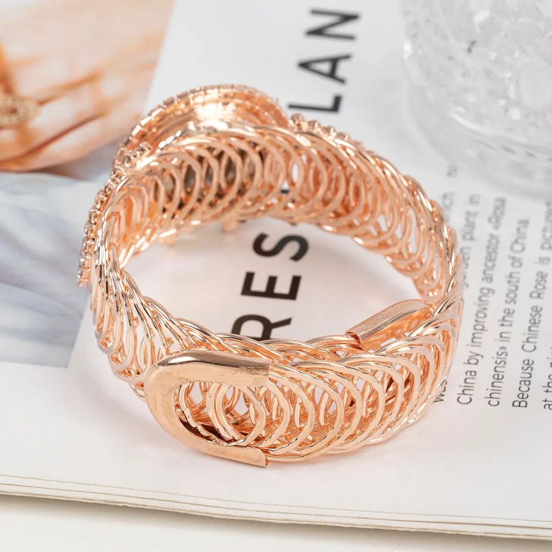 Cross-Border Hot-Selling Women's Watches, Full Diamond Fashion Women's Watches, Versatile Casual Quartz Watches from Manufacturers — feature 5