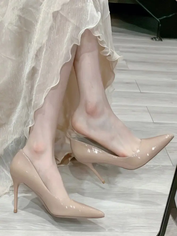 Nude Patent Leather High Heels with Thin Heels and Pointed Toes, Versatile Shallow-Mouthed Single Shoes, French Style for Petite Women, New Model for Autumn 2026 — feature 3