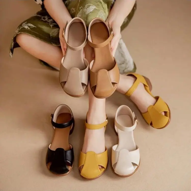 Round-Toe Retro Closed-Toe Sandals for Women, New Summer 2024 Style with Chunky Heels, Single Strap, Hollow Roman High-Heeled Sandals - Image 6