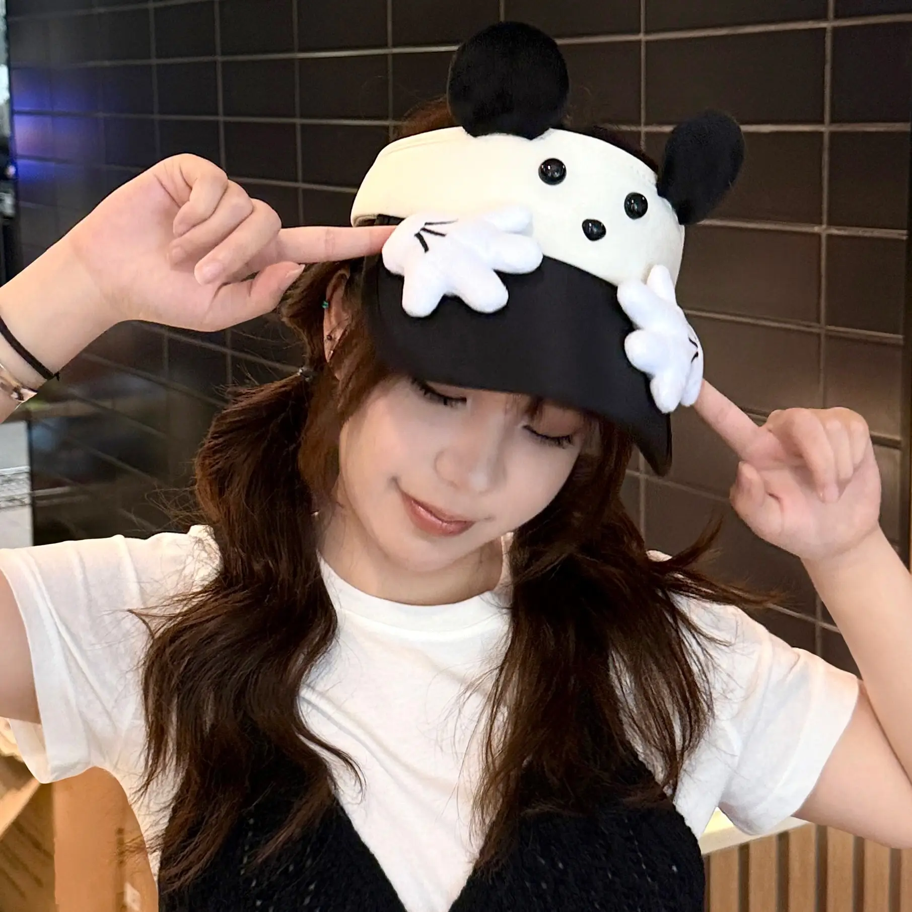 Cute Cartoon Sun Hat for Girls with White Beanie — feature 20
