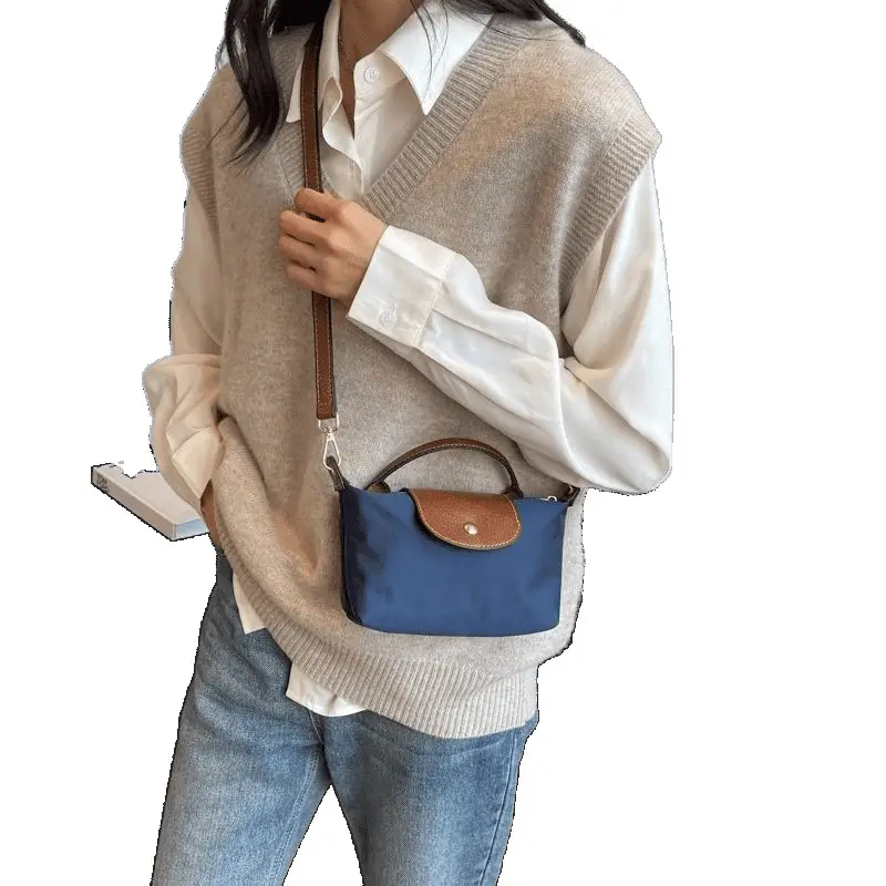 2025 Crossbody Bag with Retro Design for Women - Image 6