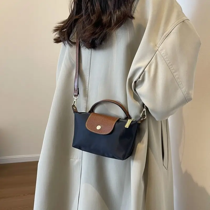 2025 Crossbody Bag with Retro Design for Women — feature 1