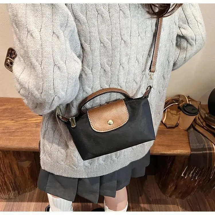 2025 Crossbody Bag with Retro Design for Women — feature 10