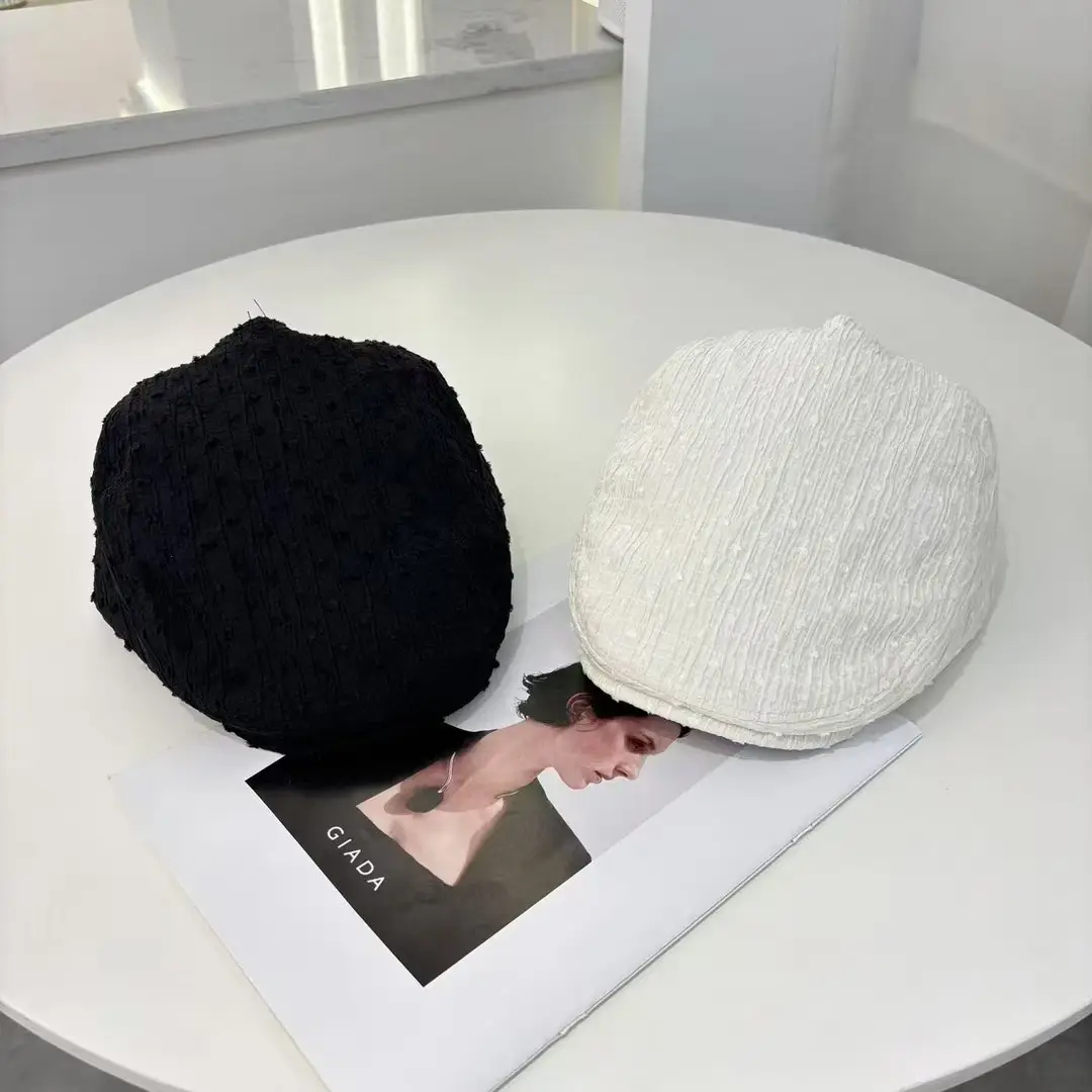 Japanese Retro Black Knitted Face Cap for Women - Image 3
