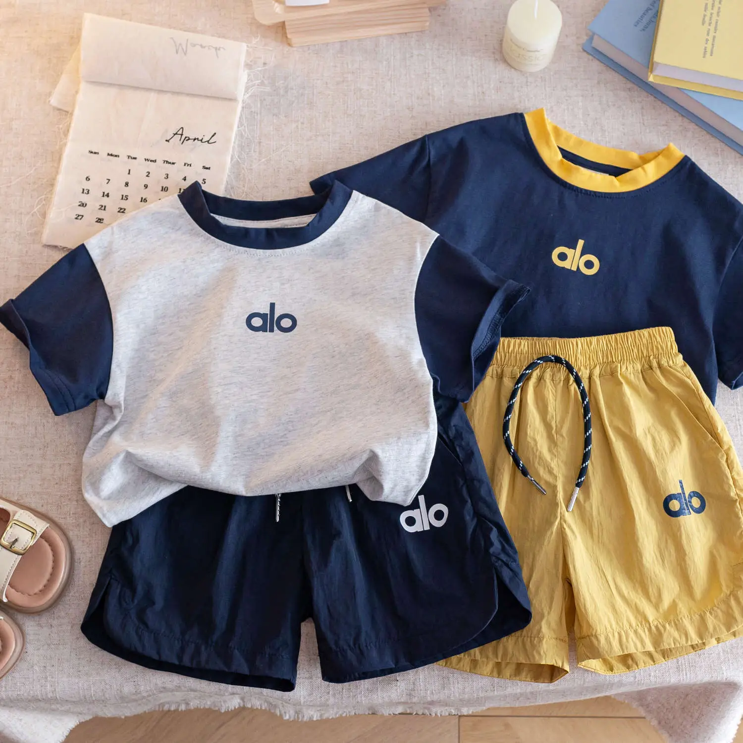 2025 Kids Boys Contrast Two-Piece Short Sleeve Set — feature 1