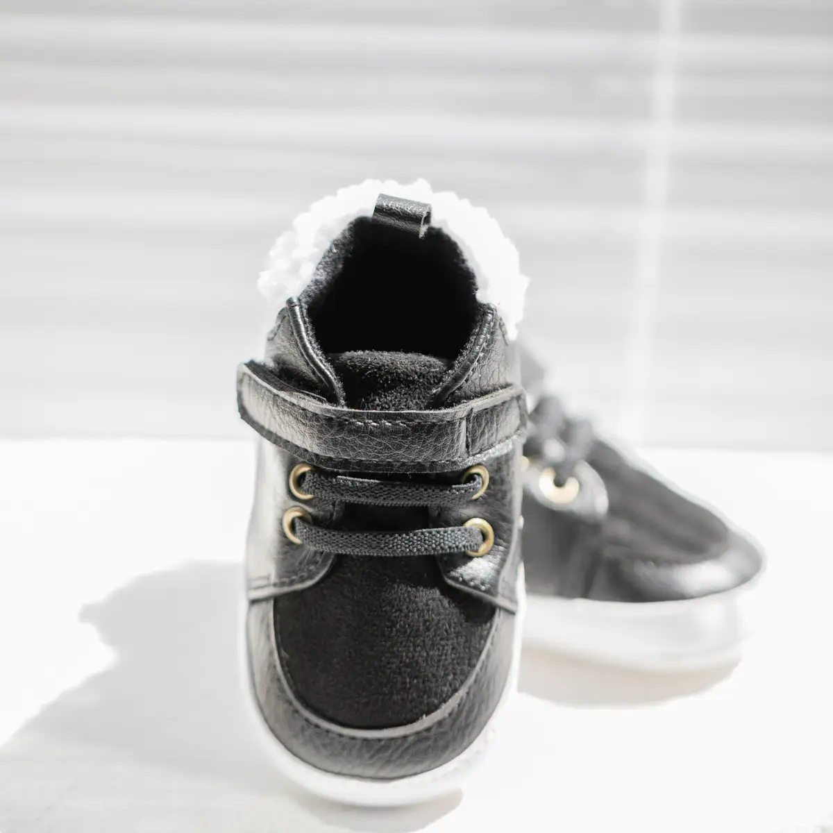 Fleece Lined Baby Shoes for Boys Winter Comfort — feature 6