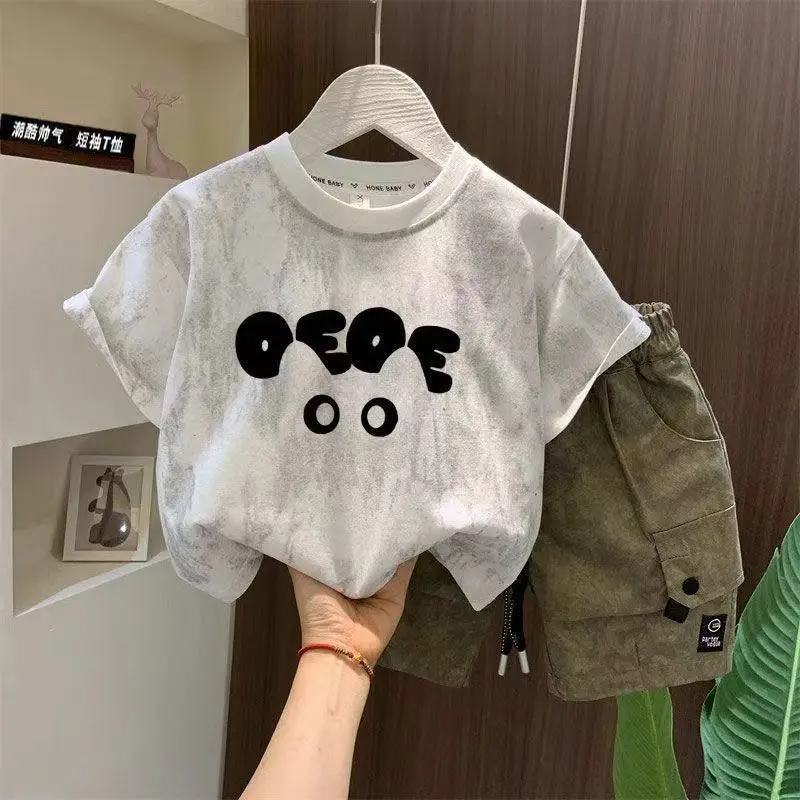 Boys Black Fleece Graphic T-Shirt Medium Large Summer 2025 — feature 2