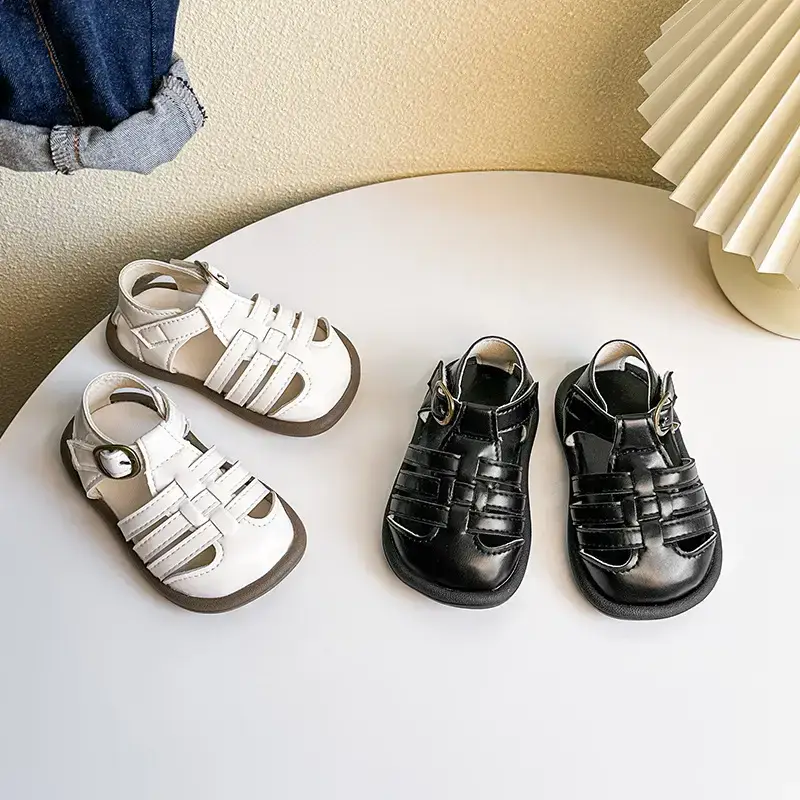 Black Adjustable Toddler Sandals for Small Feet — feature 3