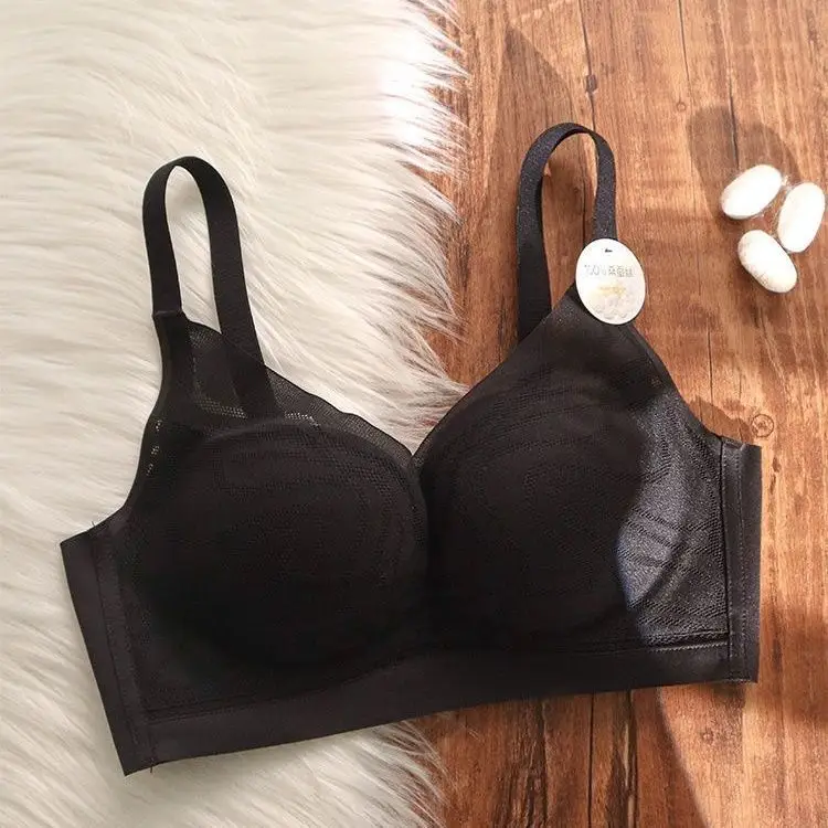 Super Soft Seamless Intimates for Women with Small Breasts, Push-Up, Comfortable, Anti-Sagging, Wire-Free Adjustable Autumn and Winter Bra