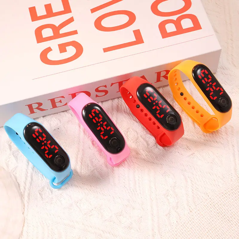 Digital Male Female Watch Red Light LED Bracelet — feature 1