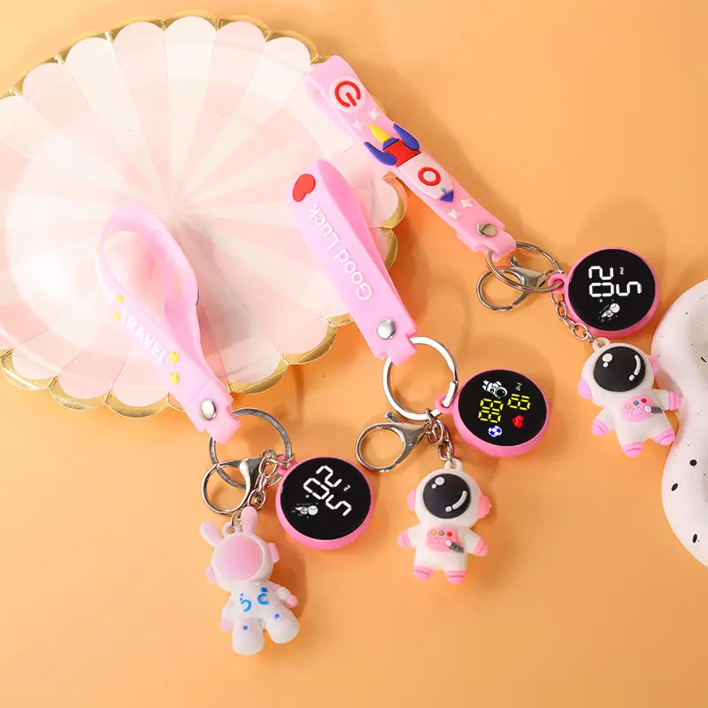 Astronaut Electronic Watch Keychain Pendant Set — feature 4