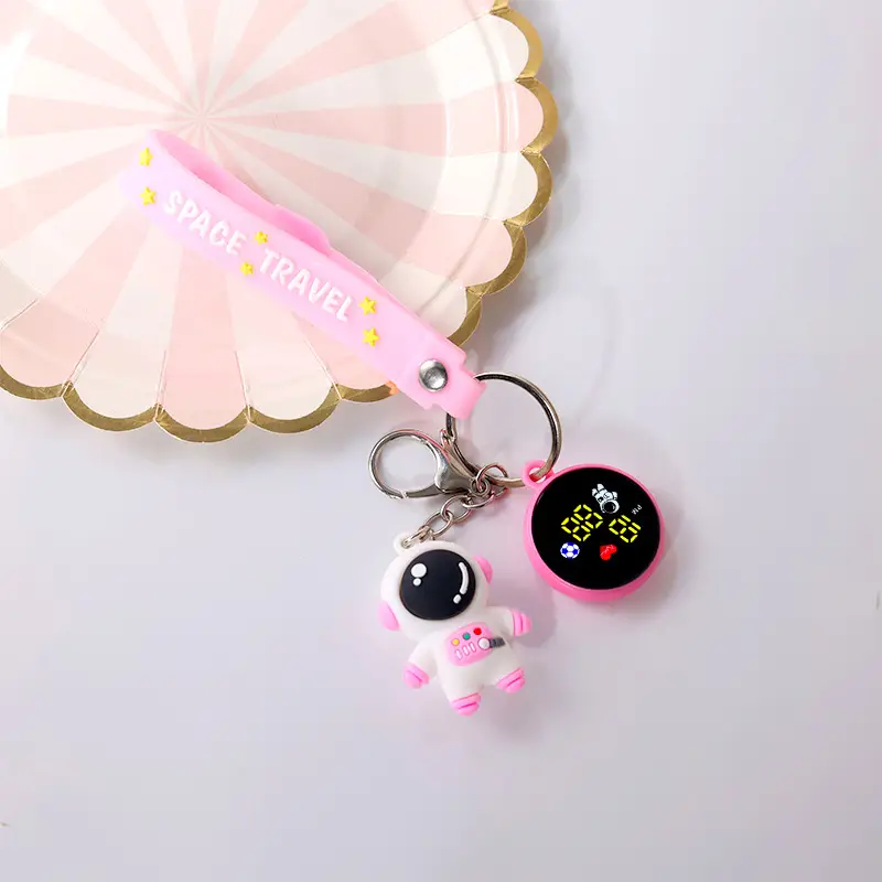 Astronaut Electronic Watch Keychain Pendant Set — feature 9