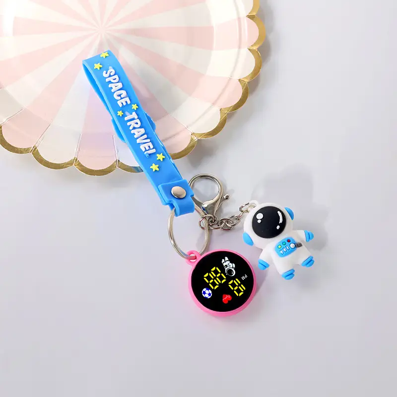 Astronaut Electronic Watch Keychain Pendant Set - Image 3