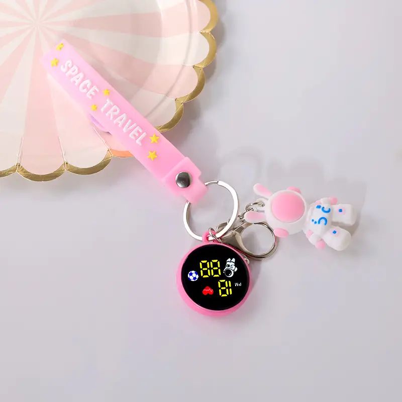 Astronaut Electronic Watch Keychain Pendant Set - Image 7