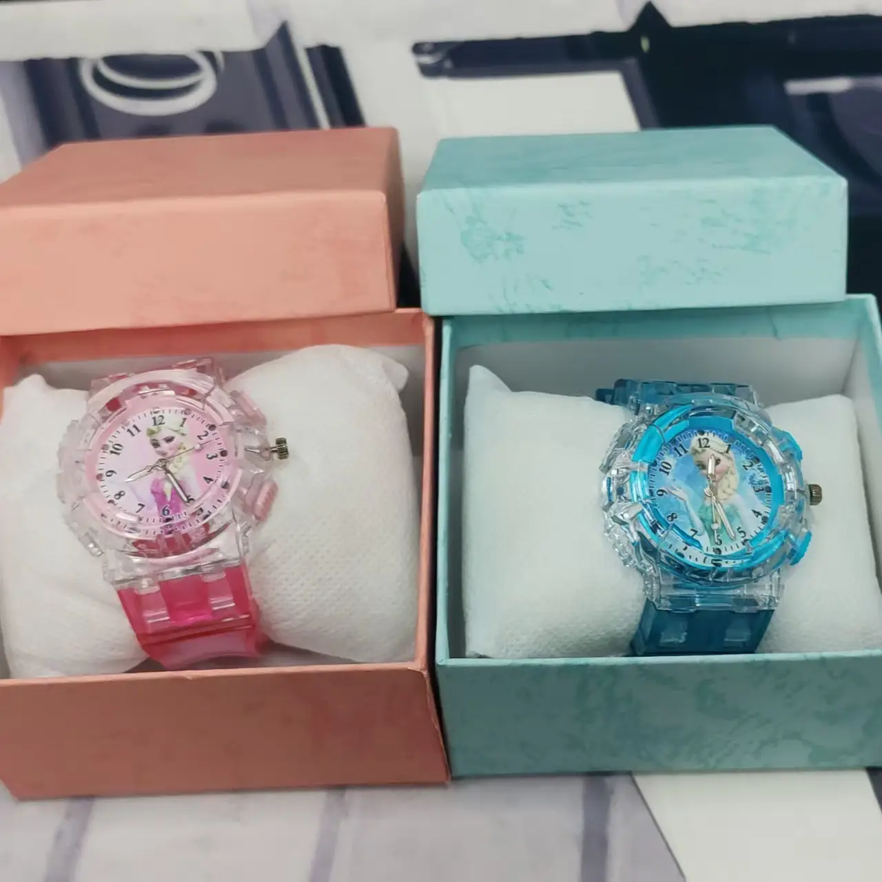 Summer Cartoon Watch for Girls Luminous Flashing Pink Box - Image 9