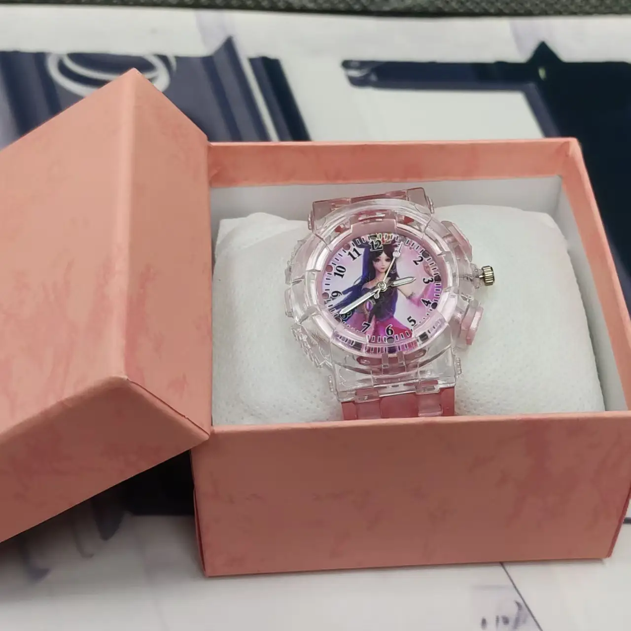 Summer Cartoon Watch for Girls Luminous Flashing Pink Box - Image 3