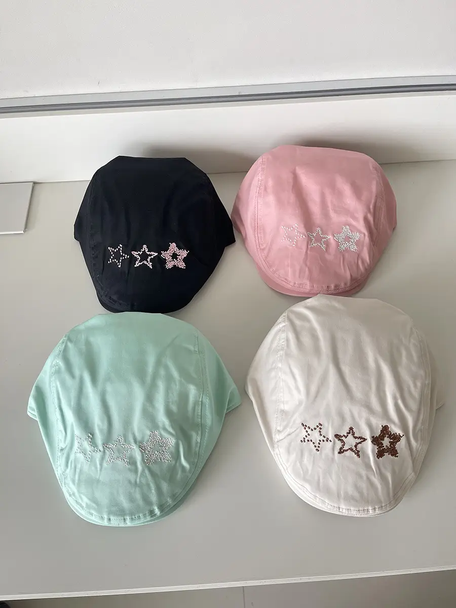 Women Star Embroidered Beret Caps Large Circumference — feature 6