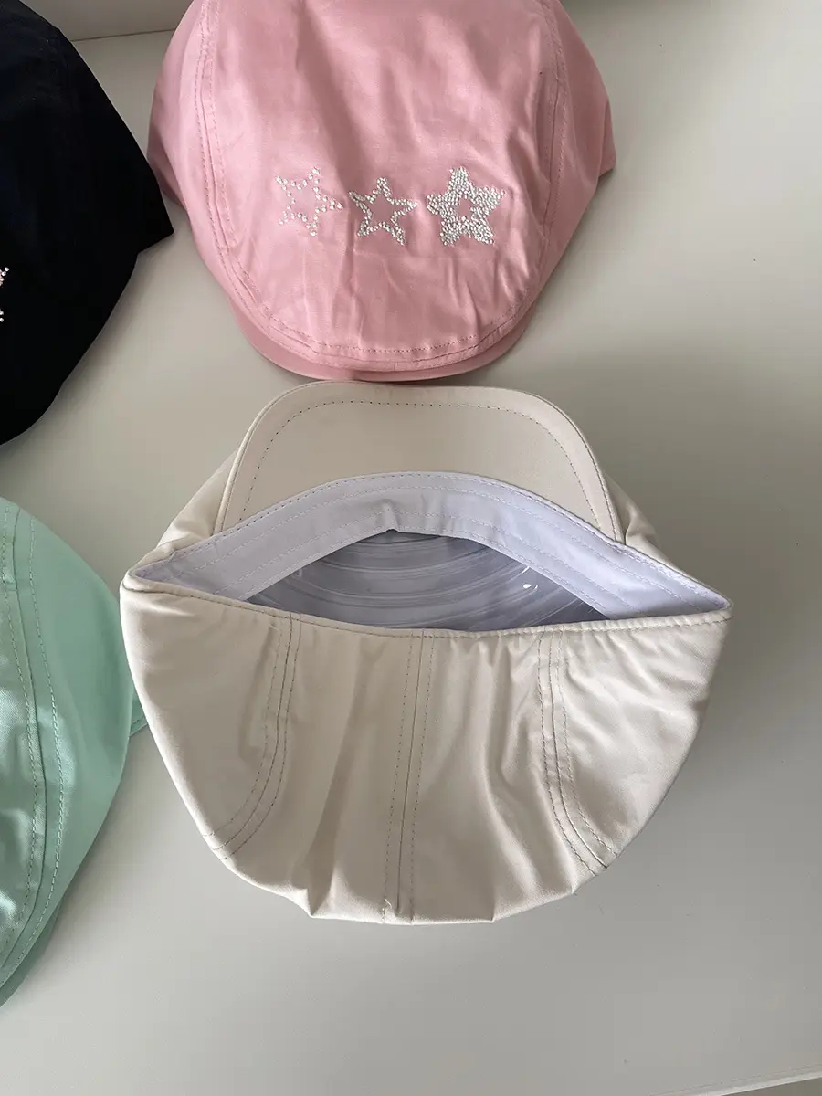 Women Star Embroidered Beret Caps Large Circumference — feature 7