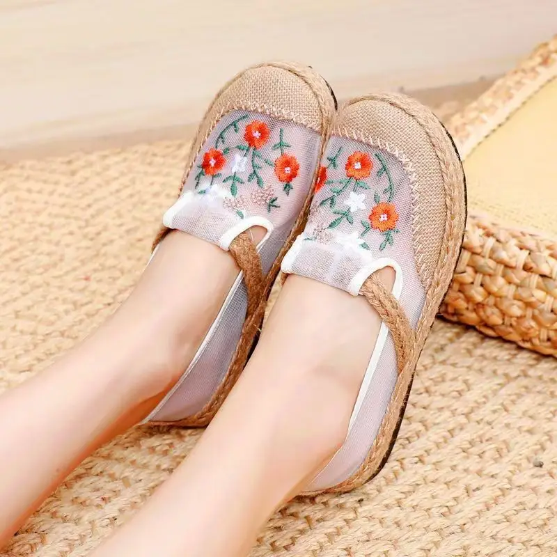 New Old Beijing Cloth Shoes Summer Women's Retro Soft-Soled Non-Slip Mesh Embroidered Shoes One-Legged Lazy Flat Slippers — feature 4