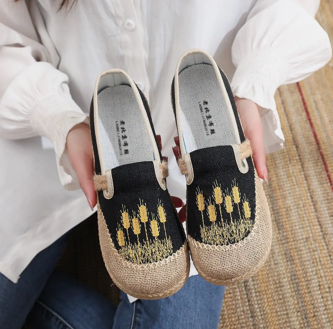 New Old Beijing Cloth Shoes Summer Women's Retro Soft-Soled Non-Slip Mesh Embroidered Shoes One-Legged Lazy Flat Slippers - Image 6