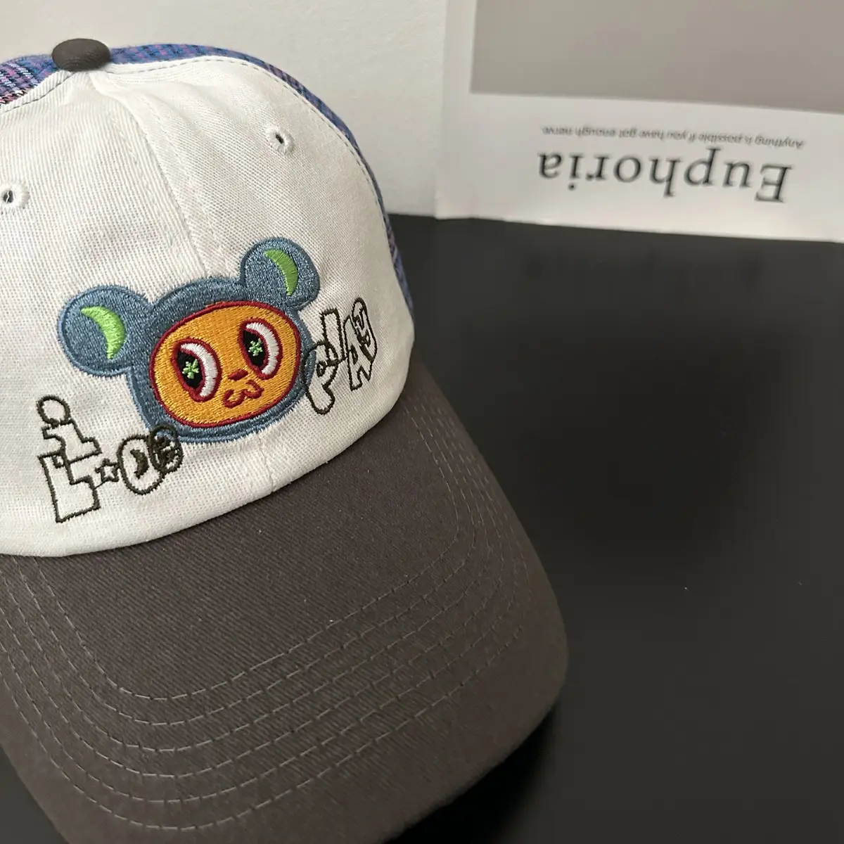 Sweet Mouse Embroidered Baseball Cap for Women - Image 4