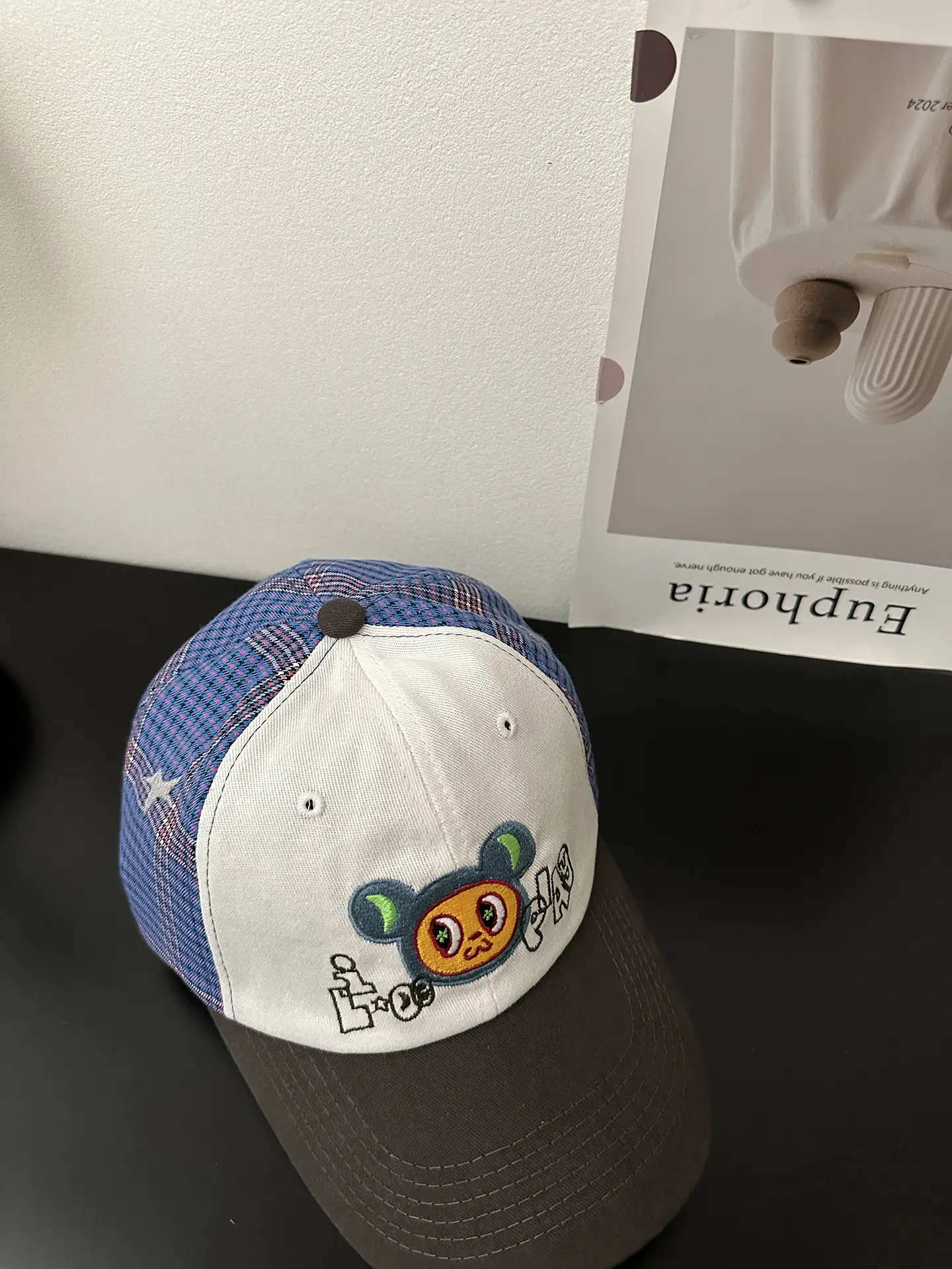 Sweet Mouse Embroidered Baseball Cap for Women — feature 2