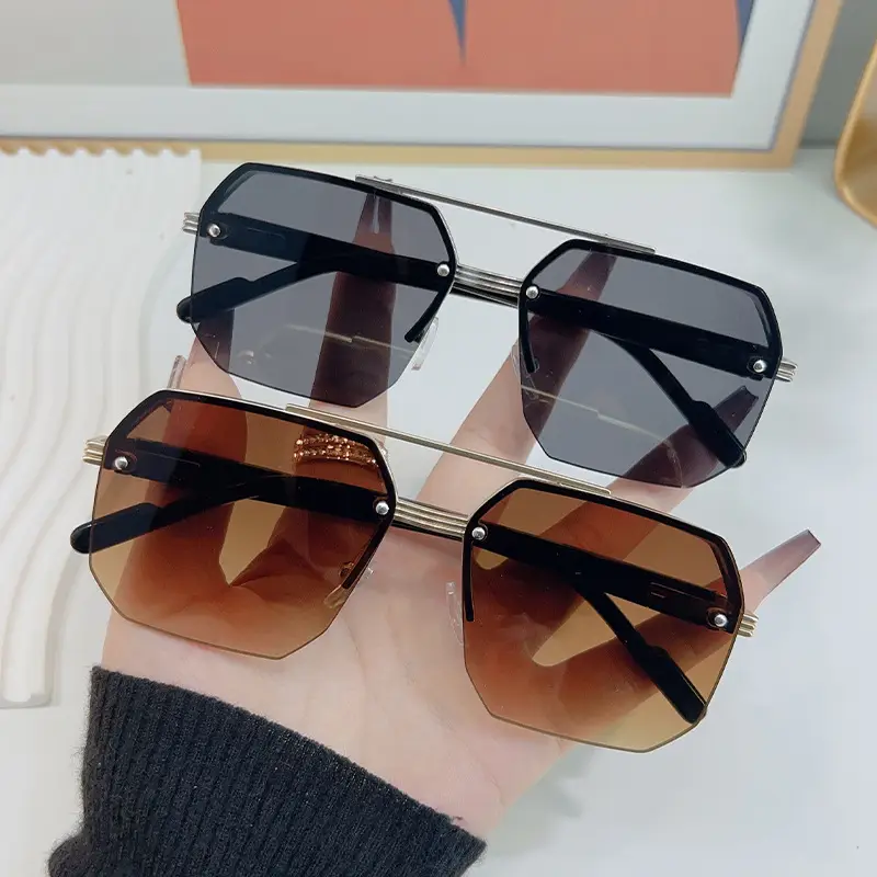 Men's Square Metal Sunglasses with Dark Lens - Image 8
