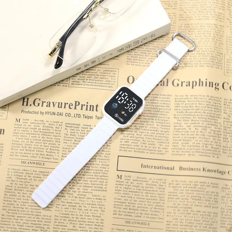 Pink Digital Display Student Watch for Men Women Teenagers - Image 2