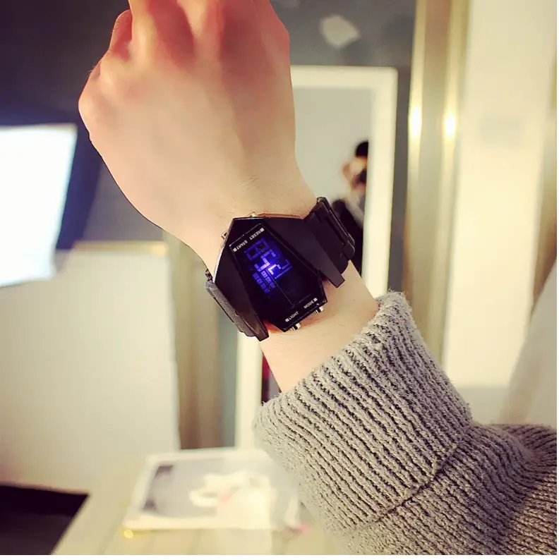 Black LCD Digital Multifunctional Watch for Men — feature 13