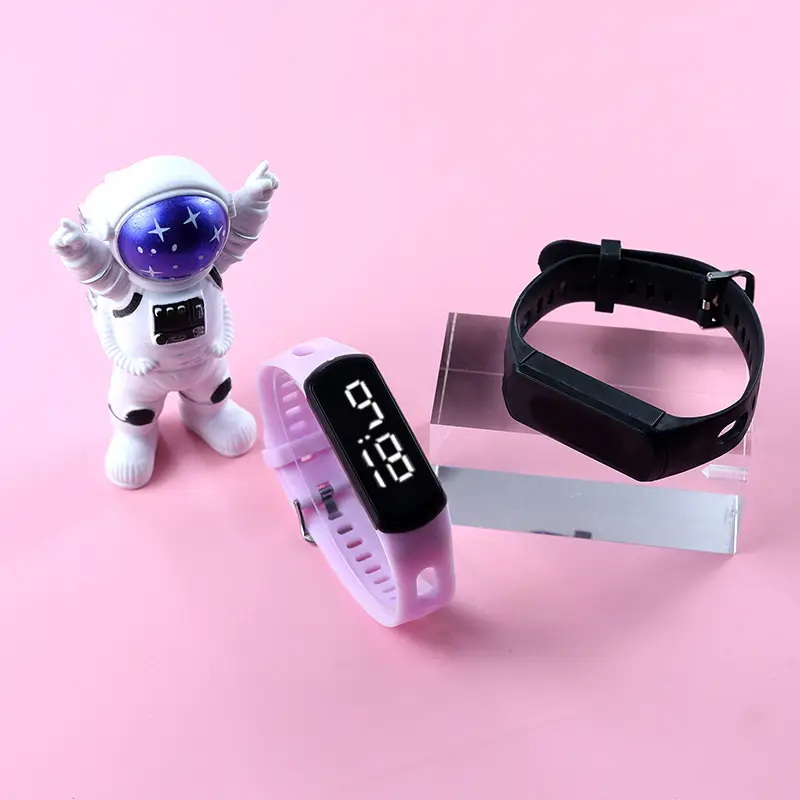 Spot Led Digital Watch for Boys Girls Waterproof Touch Bracelet — feature 5