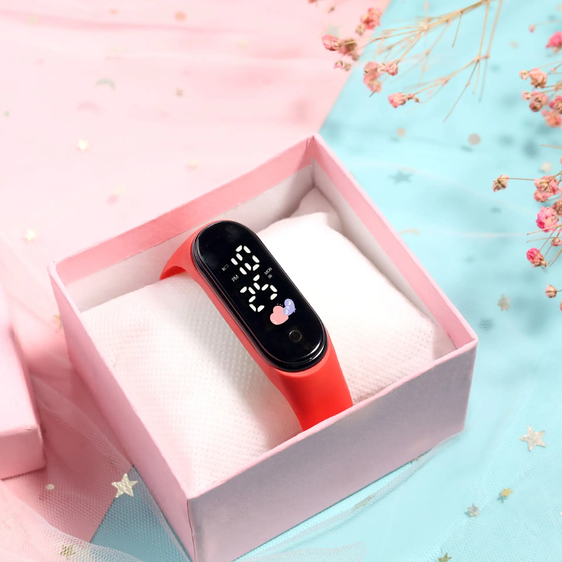 Luminous Heart Watch for Girls with LED Display - Image 3