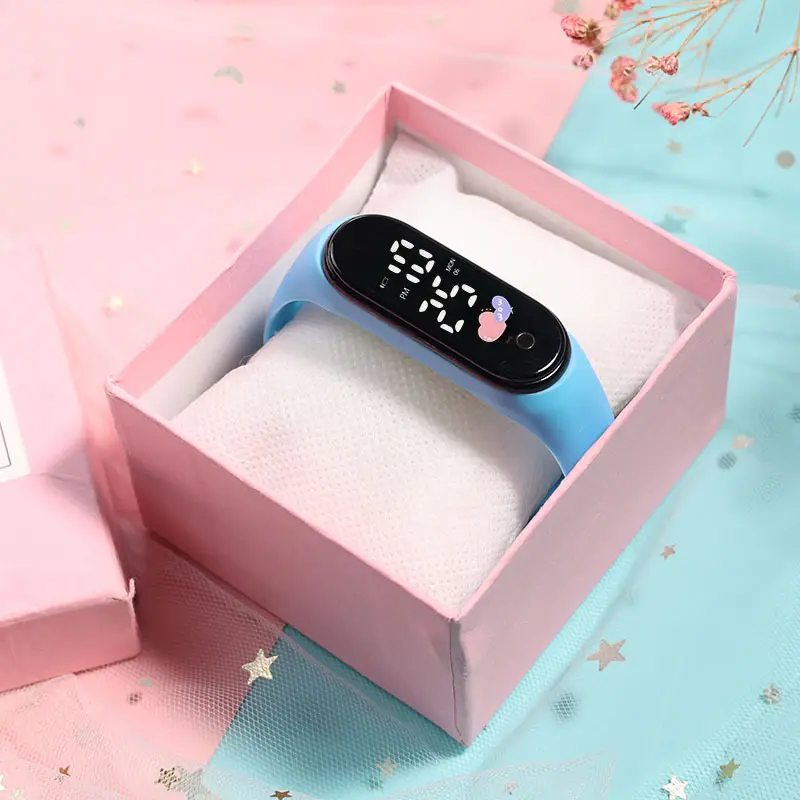 Luminous Heart Watch for Girls with LED Display - Image 4