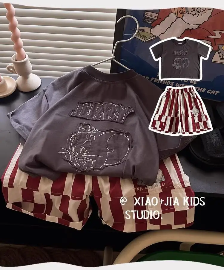 Tom and Jerry Embroidered Cotton Boys T-Shirt Black — feature 3