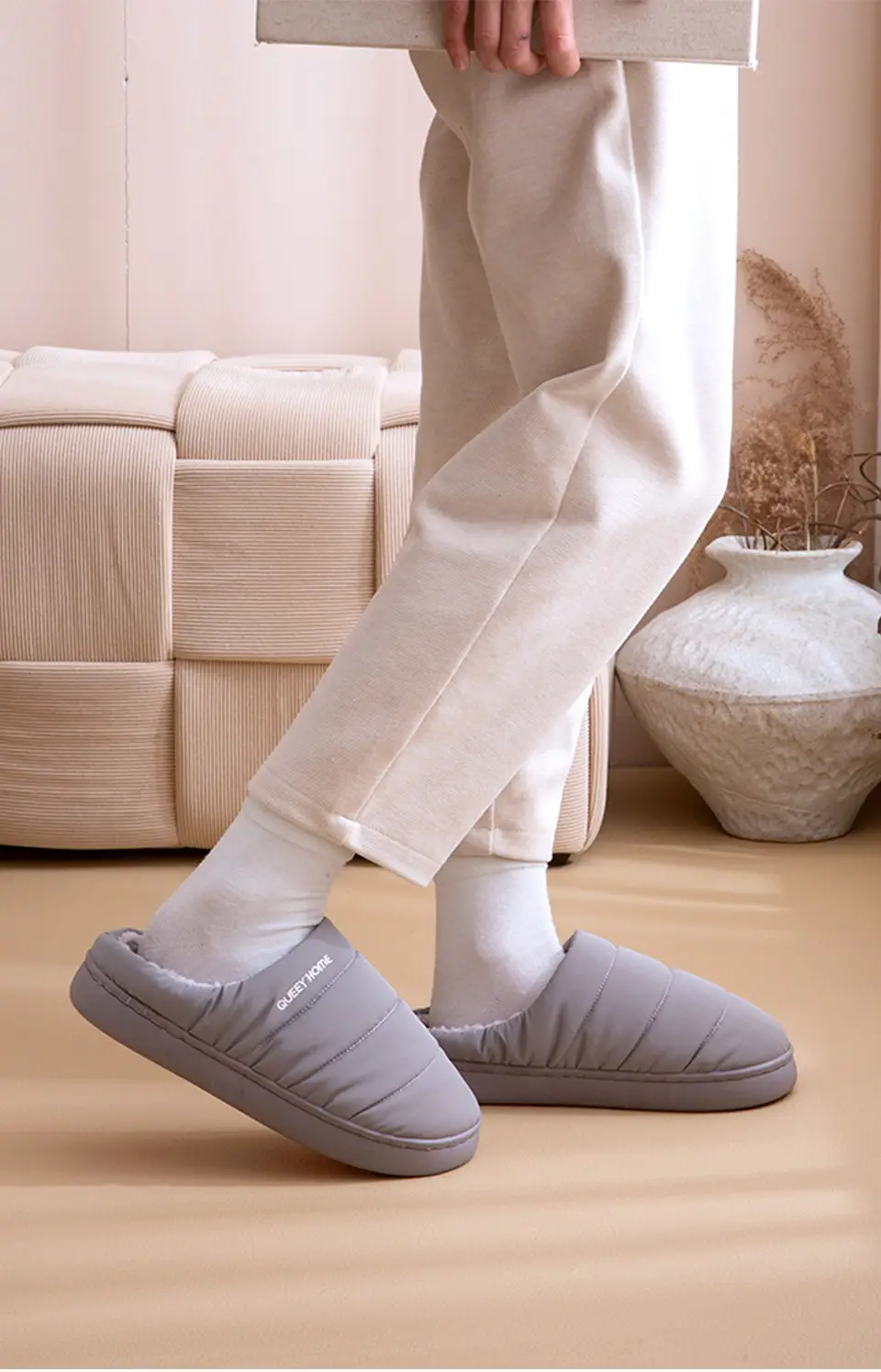 2025 New Winter Cotton Slippers for Women, Non-Slip, Non-Stinky Feet, Home Warm Thick-Soled Waterproof Fleece-Lined Cotton Shoes for Men — feature 2