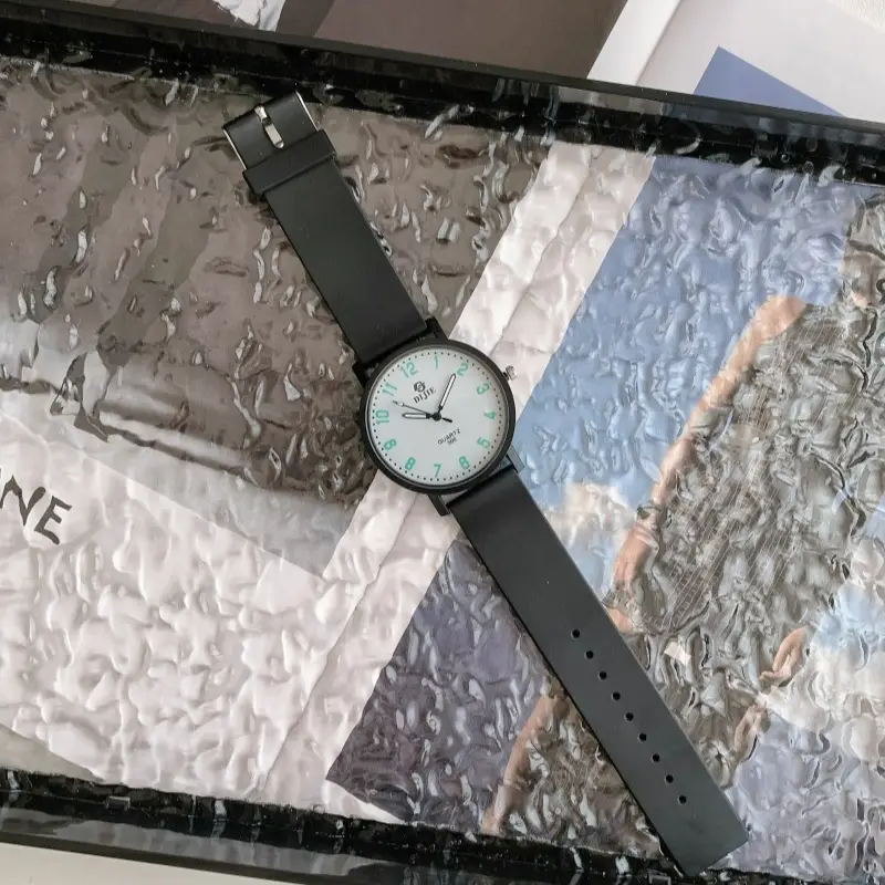 Korean Style Luminous Quartz Watch for Women — feature 7