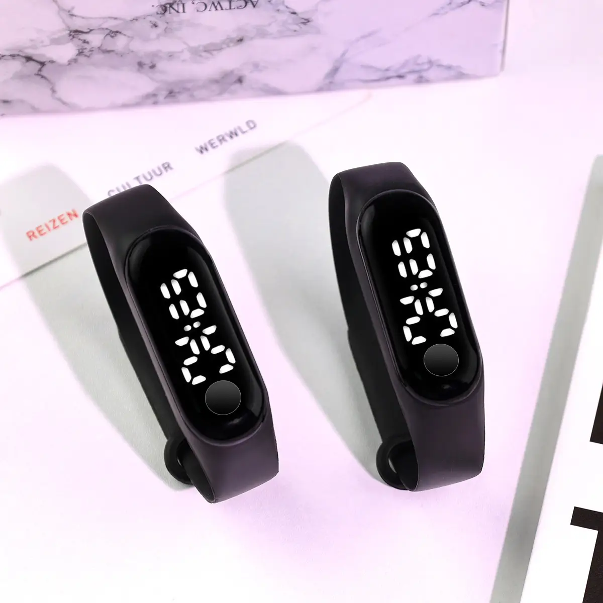 Black Digital Watch with LED Light for Sports — feature 7