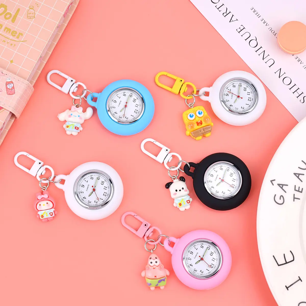Spot Cartoon Clock Keychain for Students Schoolbag Backpack — feature 3