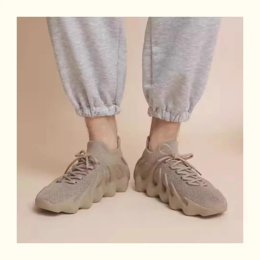 Spring and Autumn New Octopus Coconut Shoes Men's Breathable Sports Shoes Women's Shoes Casual Internet Celebrity Trendy Soft Sole Fashion Socks Shoes — feature 4