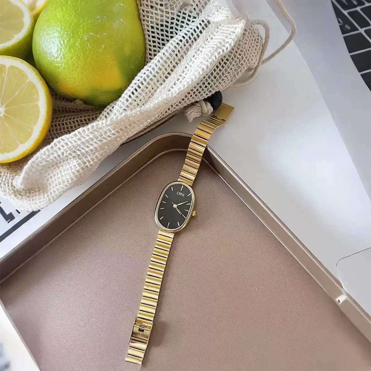 Naidu Gold Quartz Watch for Women — feature 5