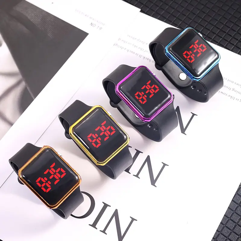 Square Electronic Watch for Students with RGB Display — feature 3