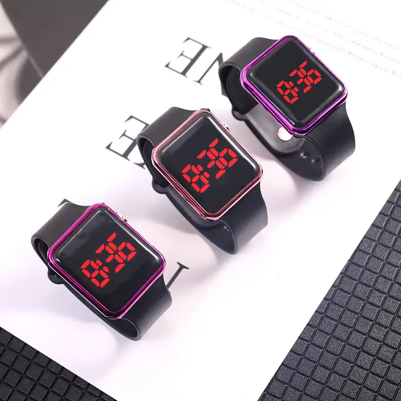 Square Electronic Watch for Students with RGB Display — feature 4