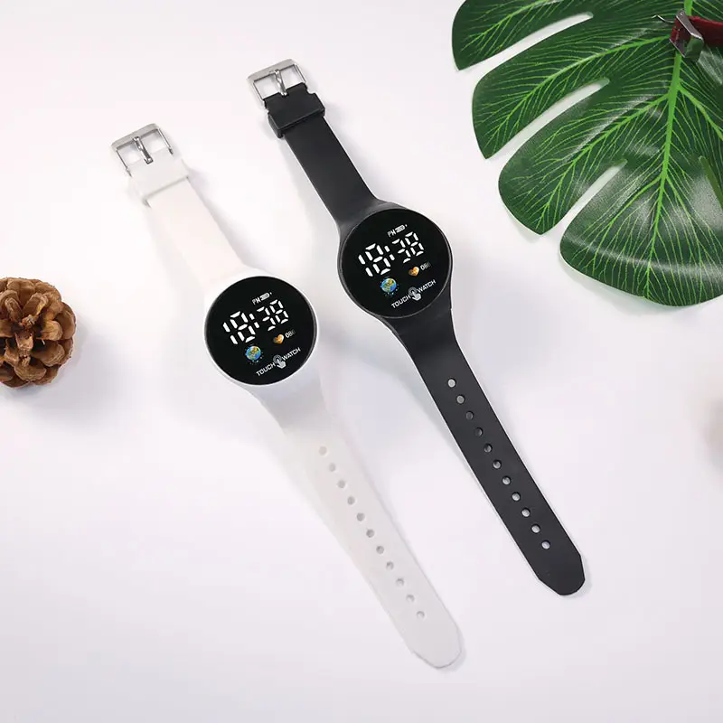 Touch Screen Couple Electronic Watch with Earth Design — feature 9