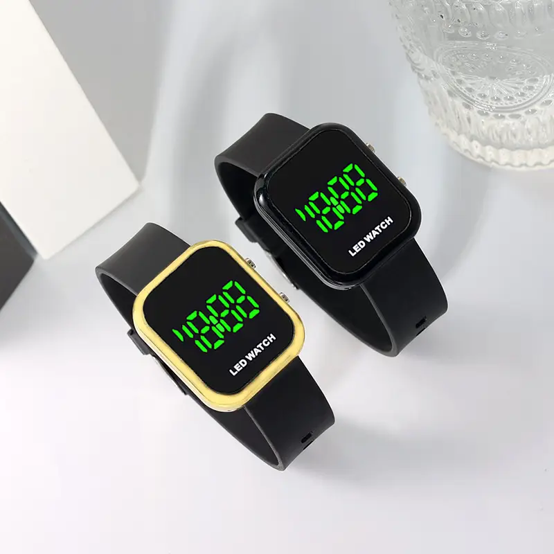 Digital Watch with Green Light LED for Men Women — feature 4