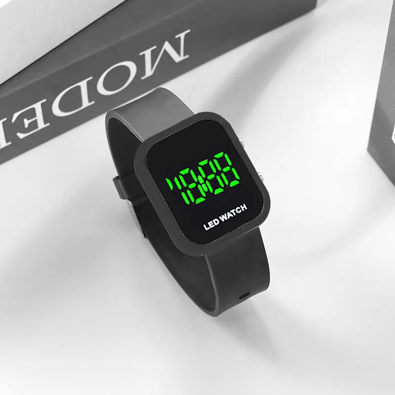Digital Watch with Green Light LED for Men Women — feature 6