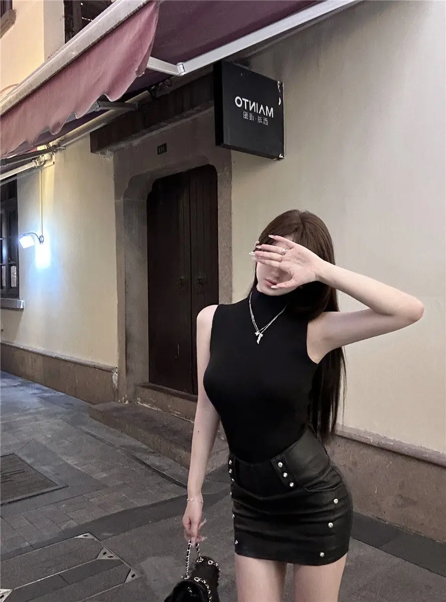 Half Turtleneck Right Shoulder Short-Sleeved T-Shirt for Women Summer 2025 New Tight-Fitting Slimming Look Unique Super Nice Single Wear Short Top — feature 14