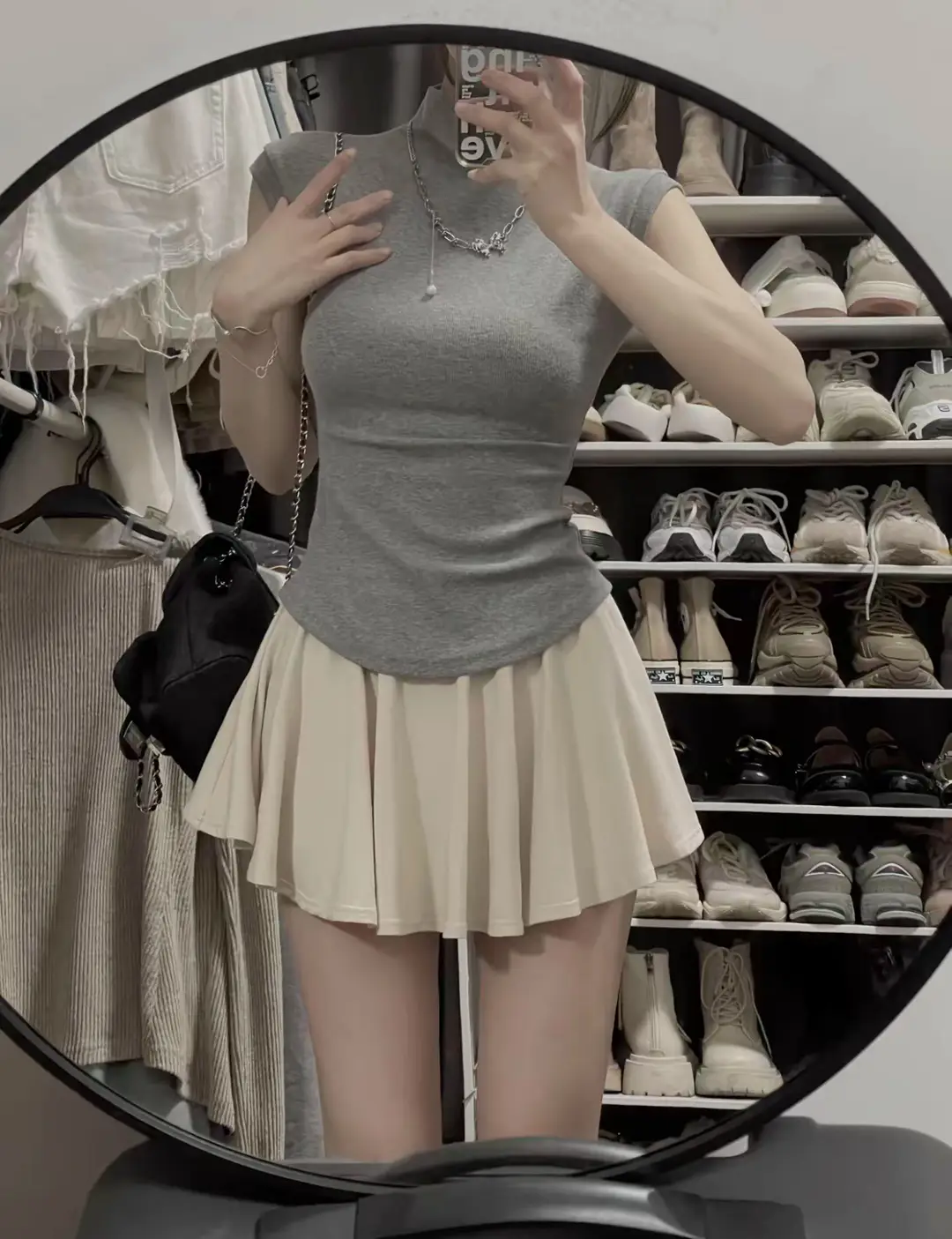 Half Turtleneck Right Shoulder Short-Sleeved T-Shirt for Women Summer 2025 New Tight-Fitting Slimming Look Unique Super Nice Single Wear Short Top — feature 18