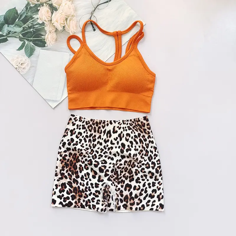 Fitness Suit with Thin Straps and Beautiful Back for Women Running Yoga Sports Bra Peach Butt Lift Leopard Print Three-Point Shorts — feature 10