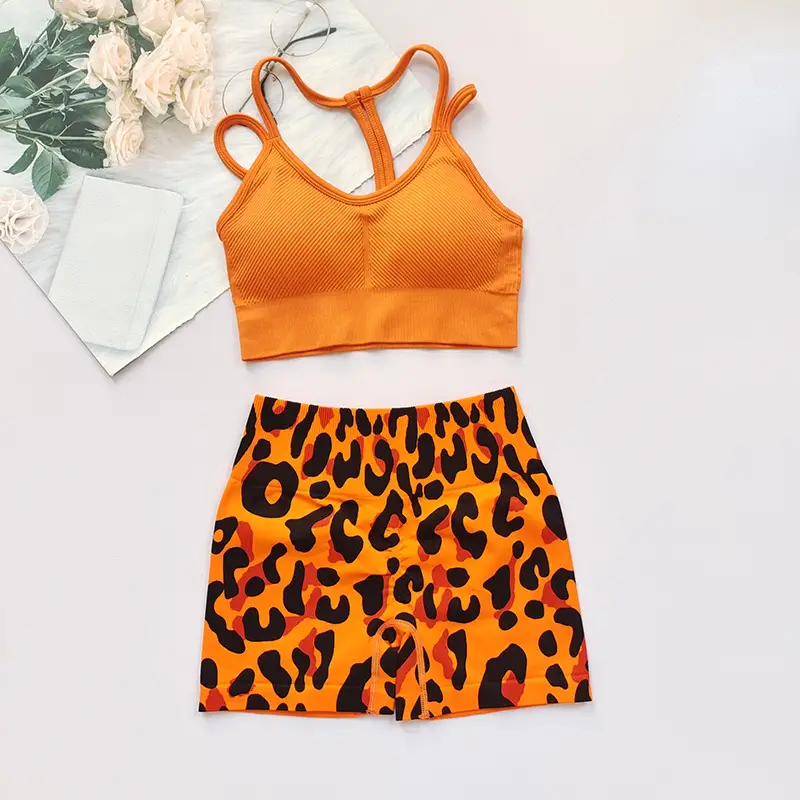 Fitness Suit with Thin Straps and Beautiful Back for Women Running Yoga Sports Bra Peach Butt Lift Leopard Print Three-Point Shorts — feature 7