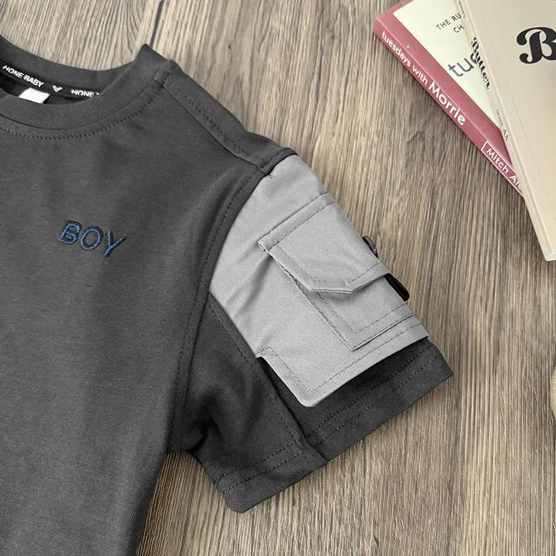 Kids 2026 Summer Pocket T-Shirt Black Gray — feature 5