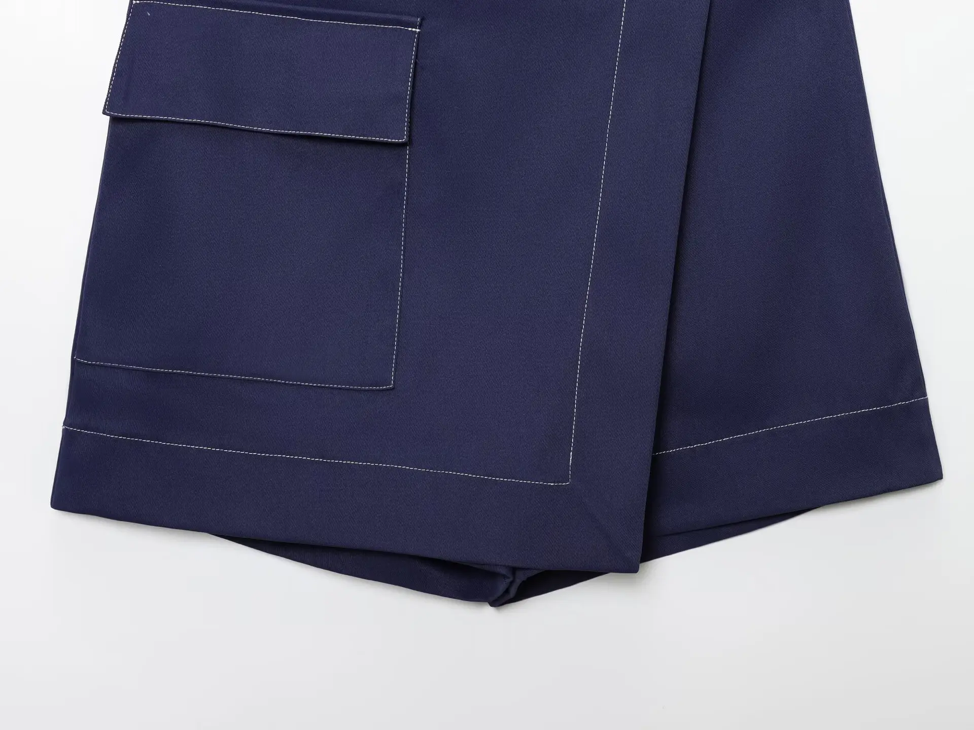 Men Navy Blue Belted Slimming Shorts High Waist — feature 10
